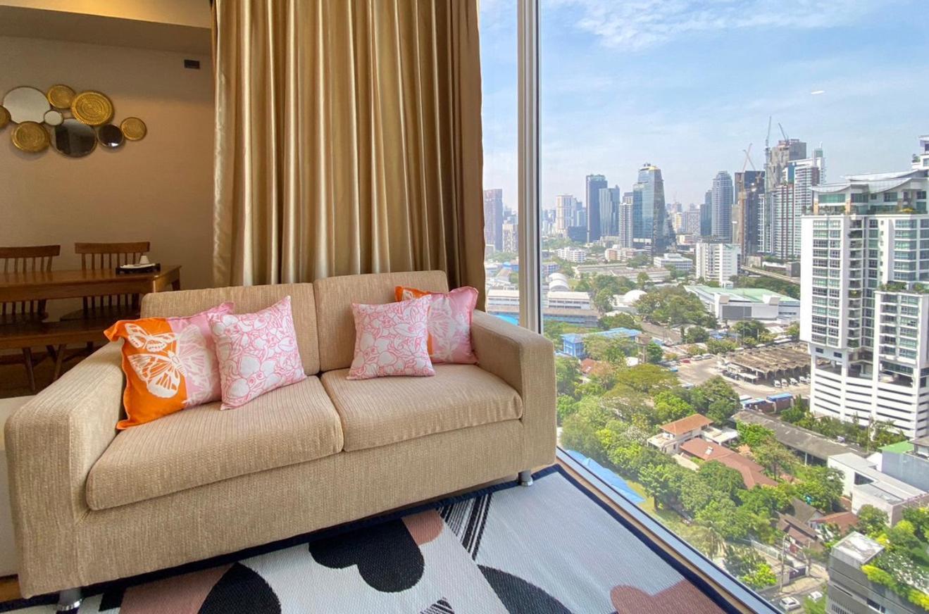 2 Bedroom Luxury Apartment 3 Min Walk From Bts Ekkamai Bangkok Exterior foto
